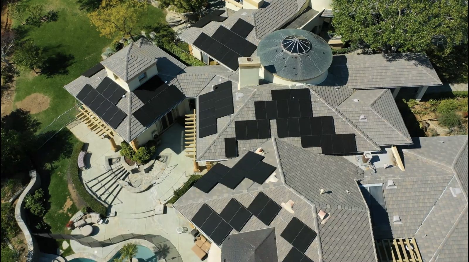 Solar array on a Los Angeles home